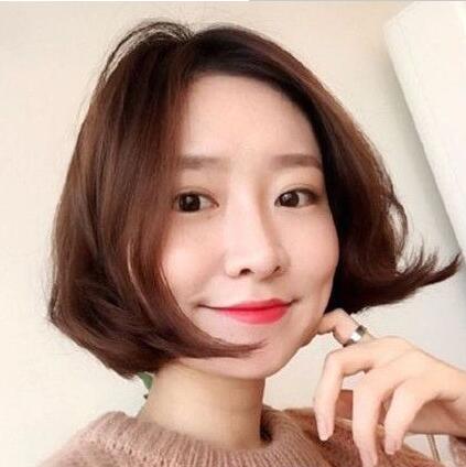2022流行的韩式女短发发型大全07
