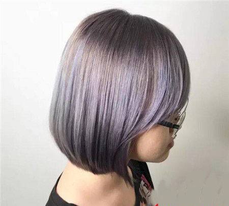 女生灰紫色头发 女生卷发发型 自然灰紫色头发3
