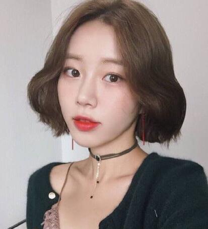 夏天时髦女神必备的韩短发发型图片04
