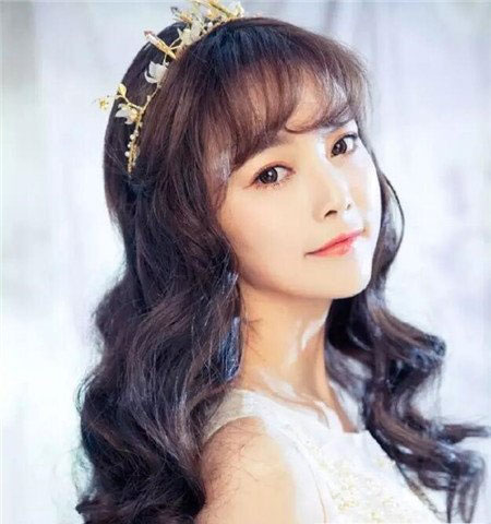 空气刘海女生图片 女生新娘发型 韩式清新新娘06