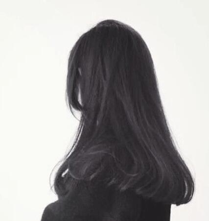 女生最美中长发背影发型图片06