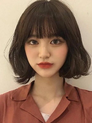 夏季的韩式短发发型女