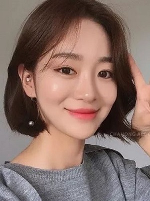 韩系中短发型图片女生