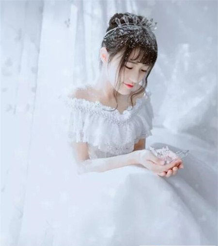 天使新娘发型 梦幻发型女生 新娘发型图片1