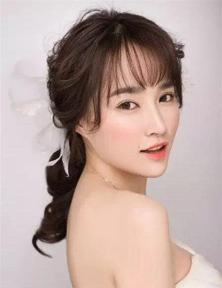 2022新娘发型 韩式新娘发型 新娘发型推荐5