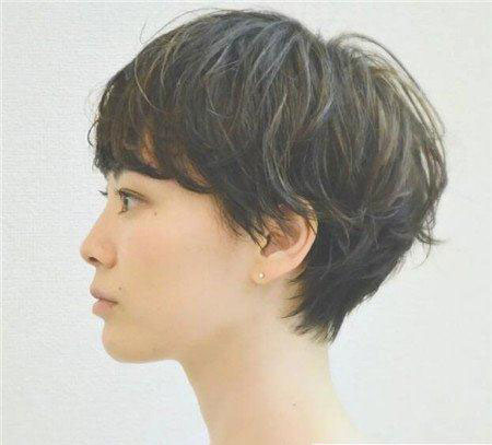 日系女生短发 女生露耳朵短发 气质女生短发发型08