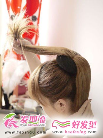 超简单的韩式花苞头发型图解