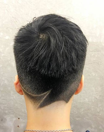 2022男士发型 初秋男士发型 男士发型图片10
