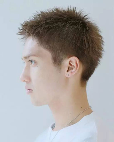 男生飞机头发型 男生短刘海发型图片 男生两边短发型4