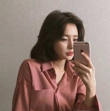 2022最新韩式女生短发发型图片